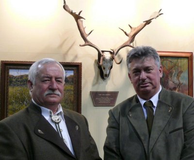 Kaknics Lajos és Hajdú András egy gúthi trófea előtt